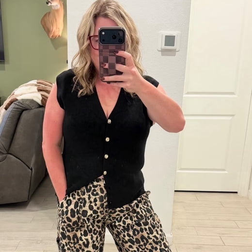 Photo from @thewalmartchick handle, with 2 products.