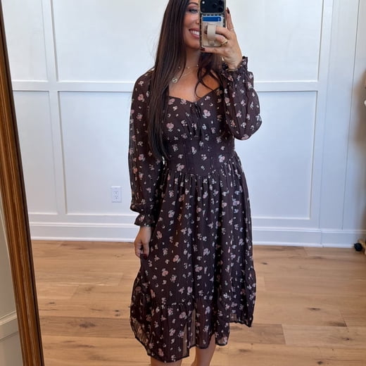 Photo from @stylebyninarenee handle, with 1 product.