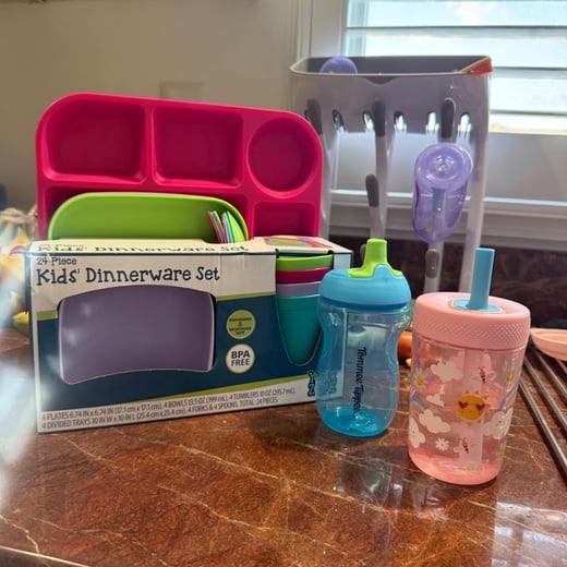 Photo from @laurenelizabeth handle, with 2 products.